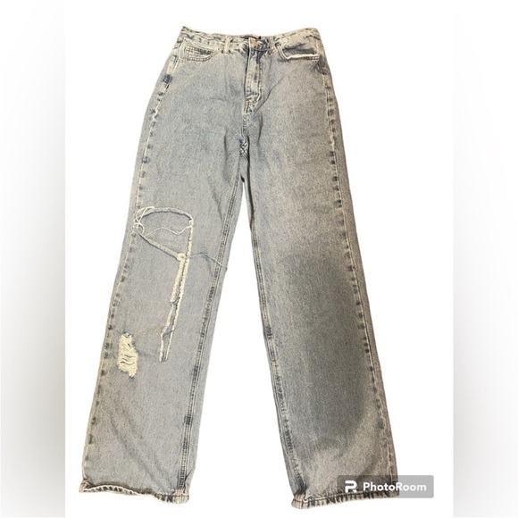 NASTY GAL High Waist Intentionally Distressed Baggy Jeans SZ 6 Lt Blue Denim EUC - Picture 5 of 12